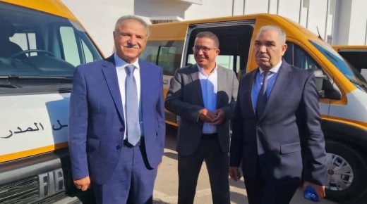 توزيع 20 حافلة للنقل المدرسي على الجماعات الترابية بإقليم الجديدة بقيمة 7.5 مليون درهم