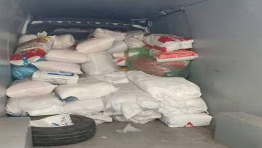 مارتيل .. مداهمة منزل وحجز كمية كبيرة من الأكياس البلاستيكية المحظورة