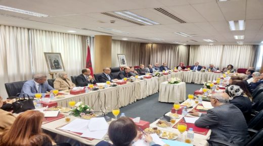 الرباط .. رئيس النيابة العامة يترأس لقاء تواصليا مع المسؤولين القضائيين لدى المحاكم التجارية