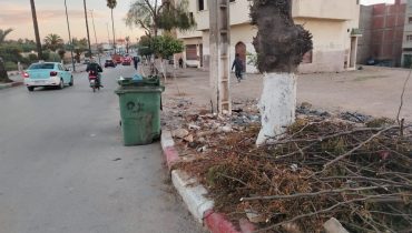 مكناس ..نقطة بيئية سوداء بشارع عبد الكريم الخطابي