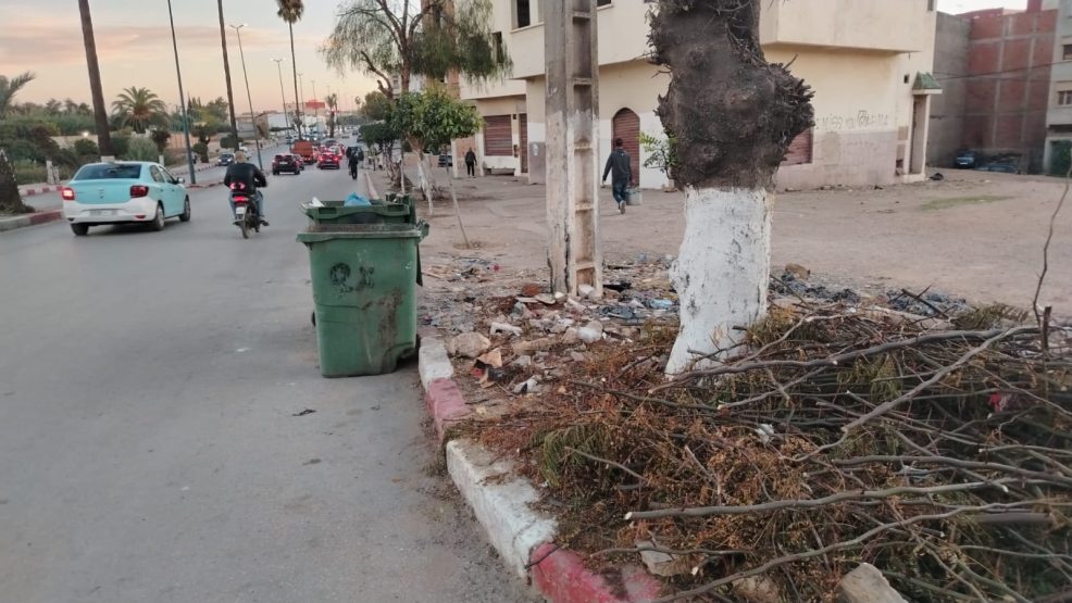 مكناس ..نقطة بيئية سوداء بشارع عبد الكريم الخطابي