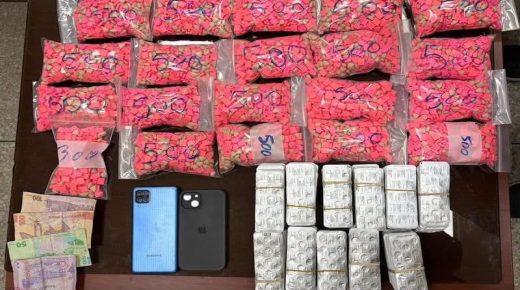 فاس .. حجز أزيد من 15 ألف قرص مخدر وتوقيف شاب يشتبه تورطه في حيازة وترويج المخدرات