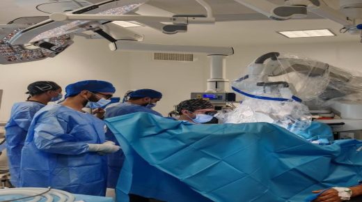 المركز الاستشفائي الجامعي محمد السادس بأكادير ينجح في أول عملية ترميم للإحليل باستعمال الجراحة المجهرية على الصعيد الوطني
