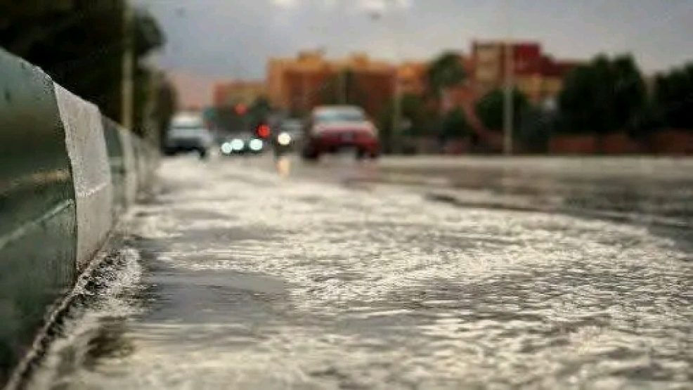 سوء الأحوال الجوية.. وزارة النقل واللوجيستيك تدعو إلى التحلي بالحيطة والحذر أثناء التنقل خلال نهاية الأسبوع