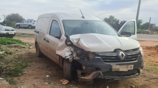 سيدي علي بنحمدوش دائرة ازمور ..سيارة متخلى عنها من بني يخلف وسارقها يسطو على اخرى ويختفي لوجهة مجهولة