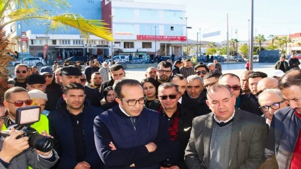 جولة ميدانية لعامل إقليم الحسيمة للوقوف على وضعية المرافق والخدمات ببني بوعياش