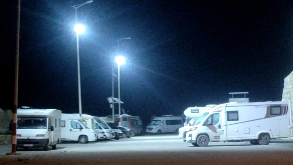السائح في الجديدة.. عندما يغيب القرار السياسي