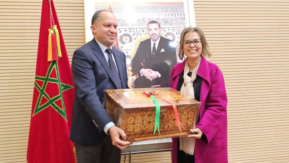 عامل إقليم اليوسفية يكرّم الدكتورة إسمهان الوافي اعترافًا بمسارها العلمي المتميز