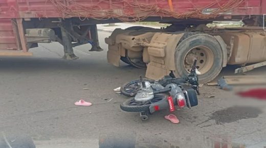 حادثة سير خطيرة بالشماعية تنتهي بوفاة شاب ونقل مرافقه إلى المستعجلات