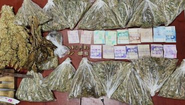 الدرك الملكي بالبئر الجديد يوقف شخصاً من ذوي السوابق ويحجز كمية مهمة من المخدرات
