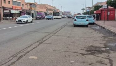 محطة الطاكسيات الصغيرة بأيت ملول.. أزمة تتفاقم في غياب الحلول