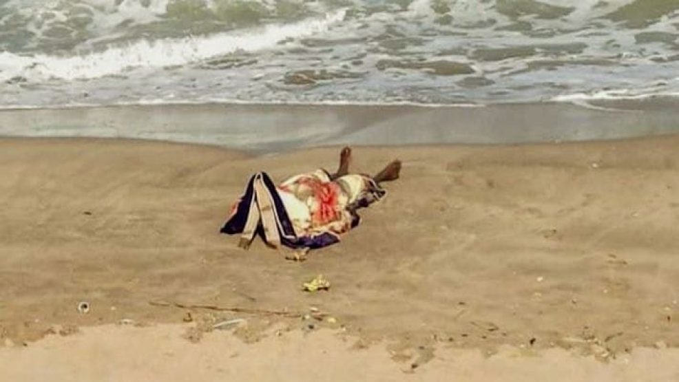 مأساة جديدة بسواحل الحسيمة.. أمواج صاباديا تلفظ جثة يُرجح ارتباطها بالهجرة السرية