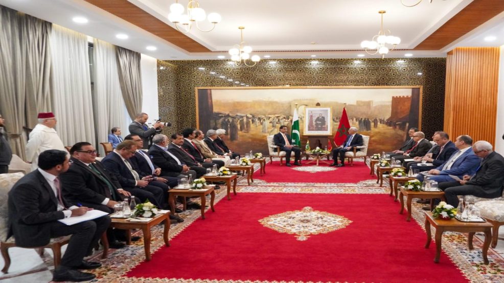 رئيس مجلس النواب يجري مباحثات مع رئيس الجمعية الوطنية لباكستان