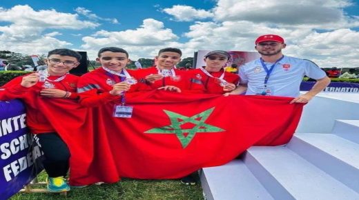 الأستاذ عثمان بويفران من مديرية الخميسات يتوج بجائزة التميز الوطنية في الرياضة المدرسية