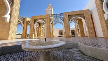 اكادير .. مسجد محمد السادس بحي السلام يفتح أبوابه كمعلمة دينية جديدة