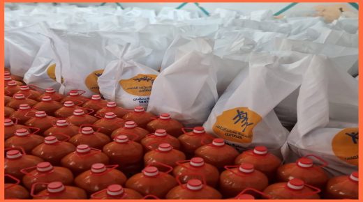 الخميسات ..قائد  قيادة  أيت اوريبل مجمع الطلبة بالنيابة يُشرف على عملية توزيع الدعم الغذائي “قفة رمضان 1447″ لفائدة 1700 أسرة