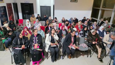 سيدي سليمان .. جمعية الصداقة لمتقاعدي وأرامل وأيتام الأمن الوطني تكرم نساء الأمن وأرامل الأمن بمناسبة عيدهن الأممي