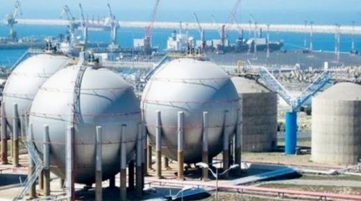 الجرف الأصفر أزمة طاقة تلوح في الأفق تهدد استقرار العمال