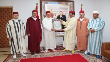 عامل إقليم اليوسفية يستقبل الفقيه عبد اللطيف جلال المتوج بجائزة محمد السادس للكتاتيب القرآنية