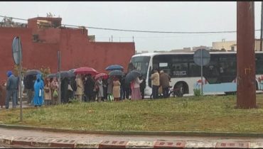 ويسلان مكناس .. احتجاج الساكنة على سوء خدمات شركة النقل الحضري عبر الحافلات