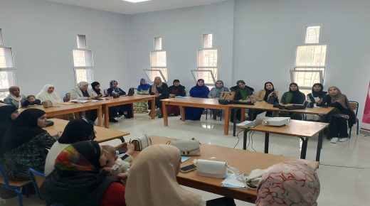 الحسيمة بني بوفراح.. لقاء توعوي يسلط الضوء على أهمية التغذية خلال فترة الحمل