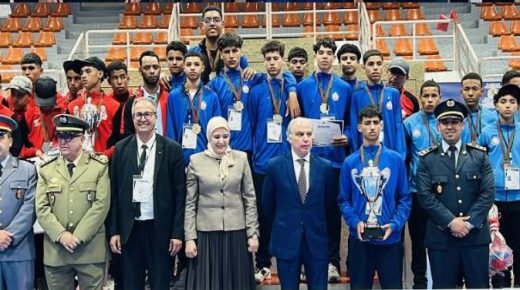 إعدادية مولاي إسماعيل من مديرية الخميسات تتربع على عرش كرة اليد المدرسية الوطنية ببركان