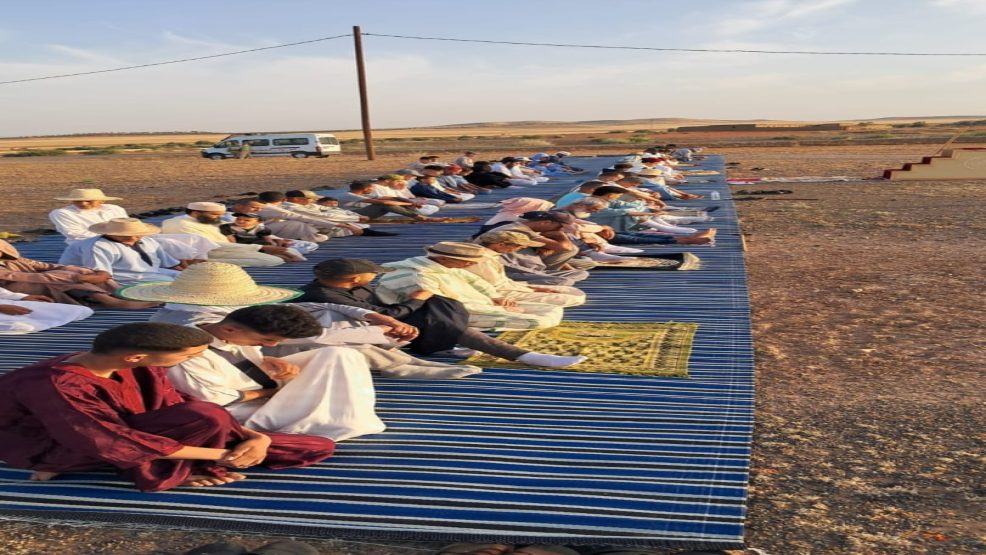 صلاة عيد الأضحى بسيدي شيكر تقام بمصلى المركز بحضور رسمي وشعبي.. ودعوات لحل مشكل الشوك نهائياً