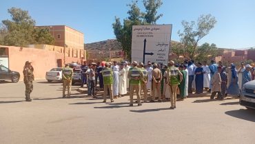 قيادة تيغيرت دائرة لخصاص بكلميم واد نون تنجح في تحويل “منع وقفة احتجاجية” إلى حوار مسؤول مع تنسيقية أكال للدفاع عن حق الساكنة في الأرض والثروة فرع أمجاض