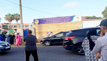 الجديدة ..لحظة مؤثرة لتلميذة وصلت متأخرة لباب المؤسسة