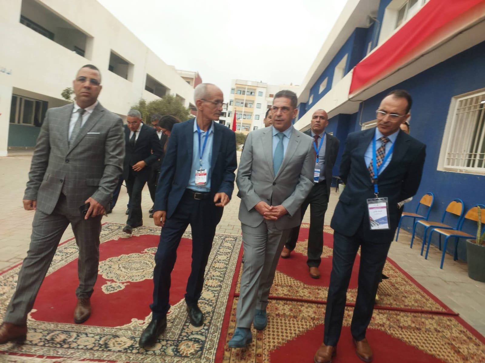 سعيد أمزازي والي جهة سوس ماسة  عامل عمالة أكادير إداوتنان يتفقّد سير انطلاق اختبارات الدورة العادية للامتحان الوطني الموحد لنيل شهادة الباكالوريا دورة يونيو 2026