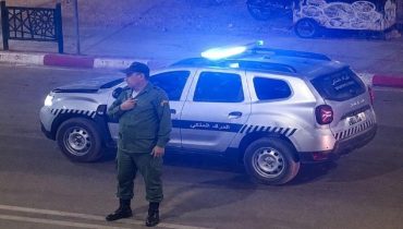 الخميسات ..حملة واسعة للدرك الملكي بايت يدين للحد من ركن المركبات في أماكن الممنوعة