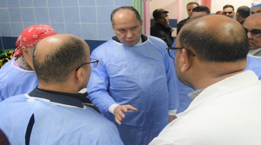 عامل إقليم اليوسفية يتفقد قسم المستعجلات ويشيد بمساهمة الشركاء في دعم العرض الصحي