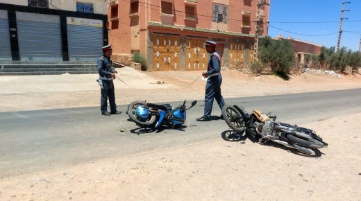 اصطدام عنيف بين دراجتين ناريتين بقلعة مكونة يُرسل شخصاً إلى المستشفى