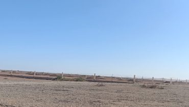شحنات من الأتربة بملعب دوار بلعوني بسيدي شيكر تثير علامات استفهام حول مصدرها وطبيعة الأشغال