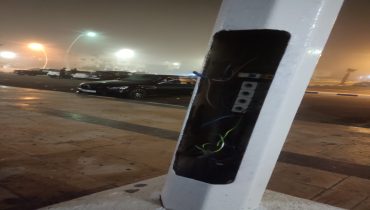 الجديدة ..أسلاك كهربائية عارية بكورنيش سيدي بوزيد تهدد سلامة الزوار وأطفالهم