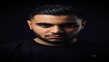 الفنان الصاعد رضى الهراس يبدع في دار الشباب حسنونة بطنجة