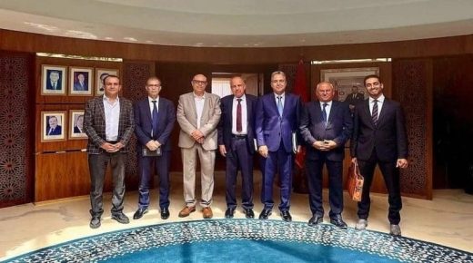 تنصيب اللجنة المؤقتة المكلفة بمهام المجلس الوطني للصحافة