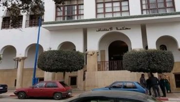 الحسيمة.. تمديد الحراسة النظرية لثلاثة موقوفين على خلفية المواجهة المسلحة بإمزورن