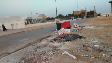 ويسلان مكناس.. ازبال متراكمة بالقرب من المركز الصحي الحضري البستان 