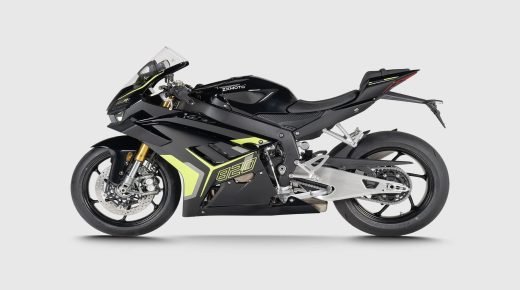 دراجتا 820RR و500RR تقودان دخول ZXMOTO إلى السوق المغربية