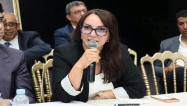 بلاغ للديوان الملكي حول قبول طلب اعفاء وزيرة من مهامها