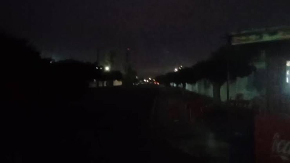 الجديدة.. استمرار انقطاع الكهرباء بالحي الصناعي يهدد بضياع منتجات الشركات وسط غياب اي توضيحات